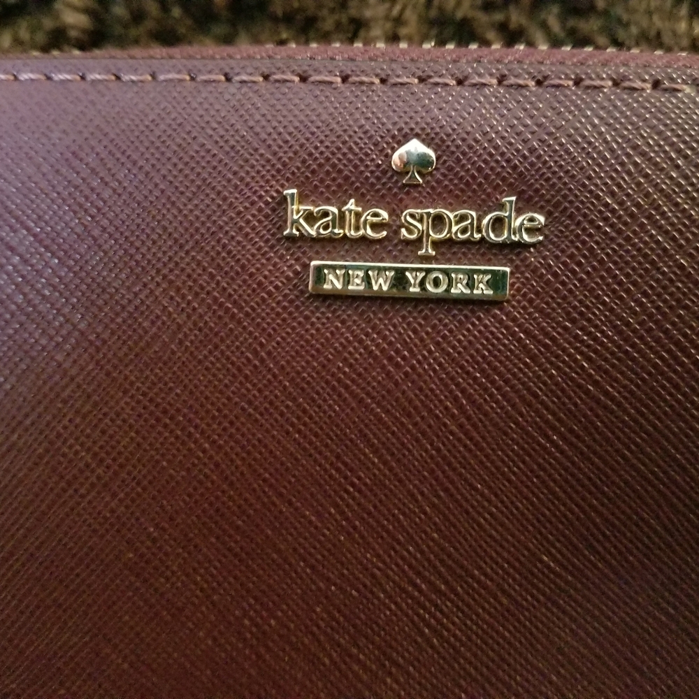 EUC Kate Spade Burgundy Leather Wallet - Picture 3 of 9